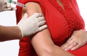 vacunas-gripe-embarazadas-podrian-proteger-al-L-tnjIom1