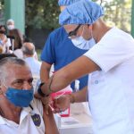 Tucumán, 5 abril, 2021
Se recibieron 34.200 nuevas dosis de la vacuna Sinopharm.
Estuvo presente la ministra de Salud Pública, doctora Rossana Chahla.