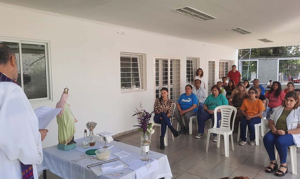 El hospital de Clínicas Nuestra Señora del Carmen celebró un nuevo aniversario