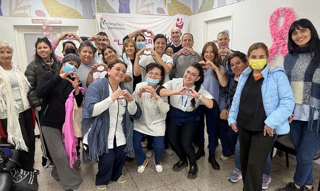 Las pacientes oncológicas «Las Guerreras» participaron de una charla sobre el corazón y el deporte en pacientes con cáncer