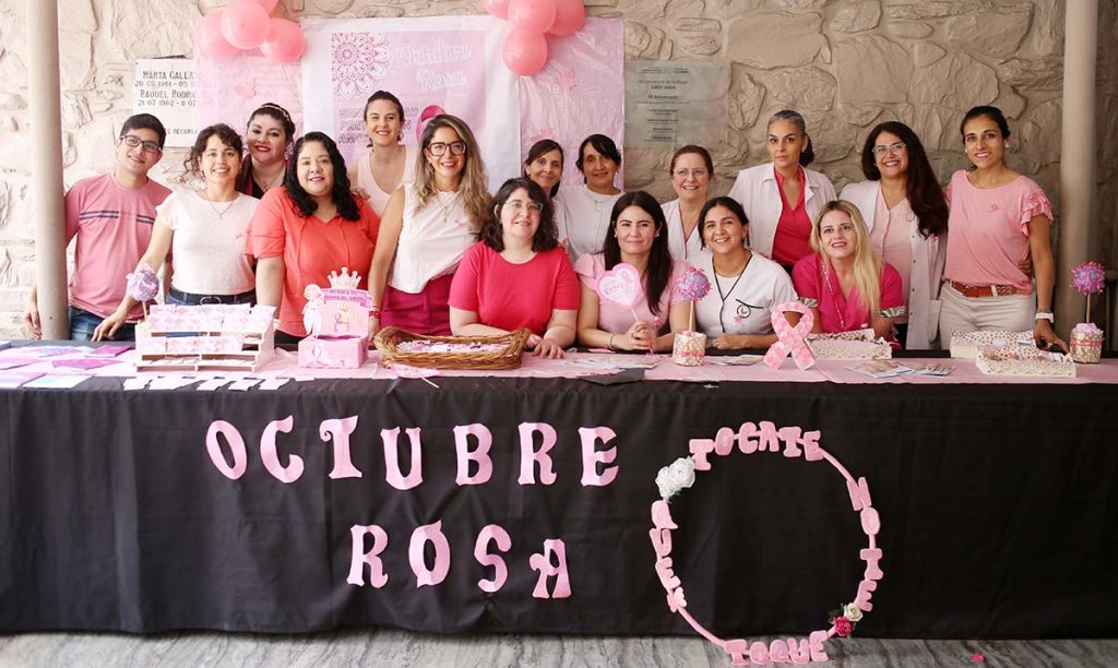 El Hospital Centro de Salud celebró octubre rosa con una jornada de concientización y cuidado
