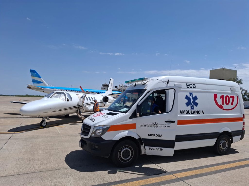 Traslado sanitario asegura atención especializada para un niño tucumano
