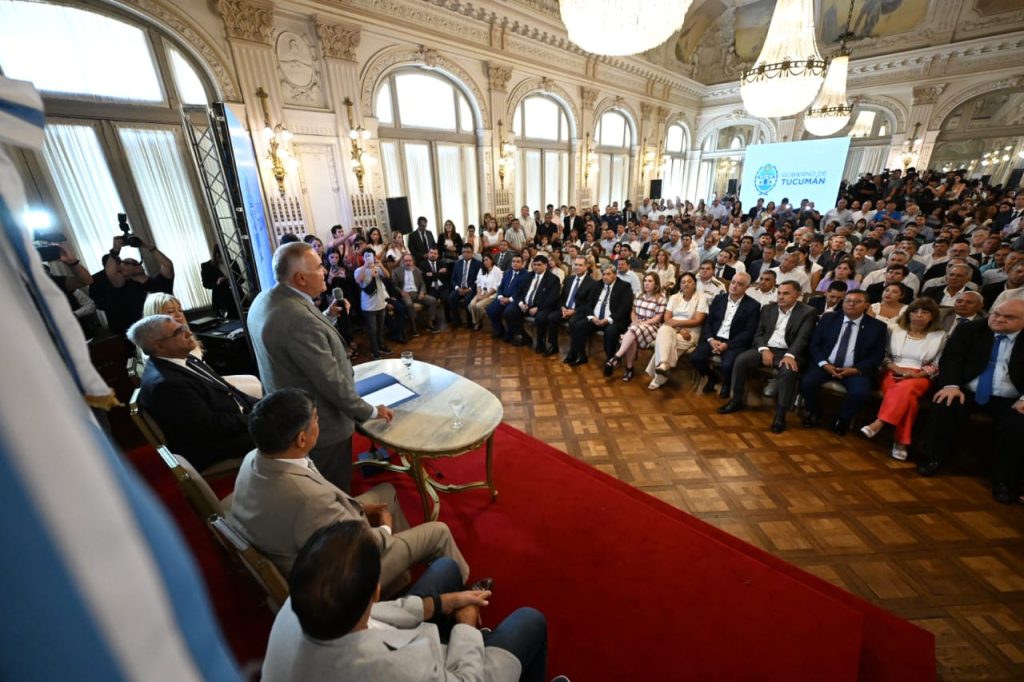 La provincia fortalece el perfil social de la Caja Popular de Ahorros