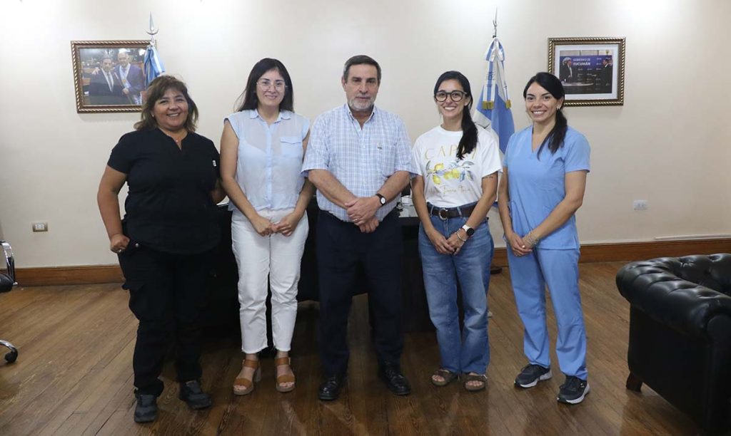 Capacitación en RCP y atención de pacientes pediátricos críticos