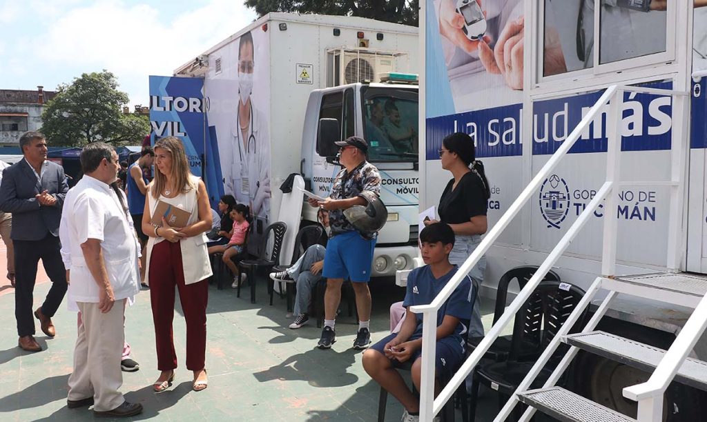 “La Salud Más Cerca” llegó al Complejo Belgrano con atención integral y hospital móvil