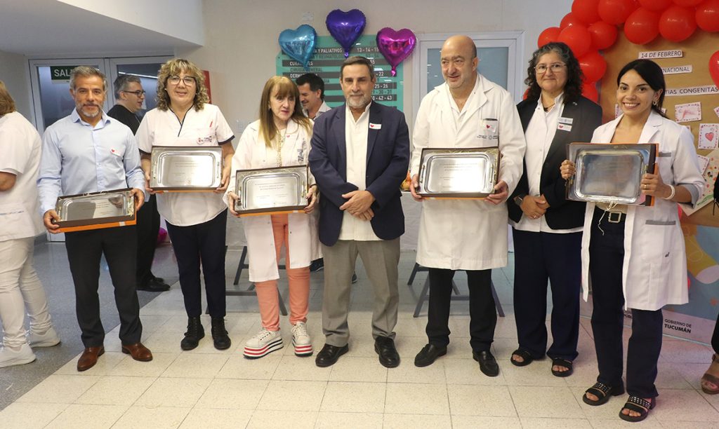 Profesionales del Hospital del Niño Jesús reciben distinciones por su compromiso y vocación