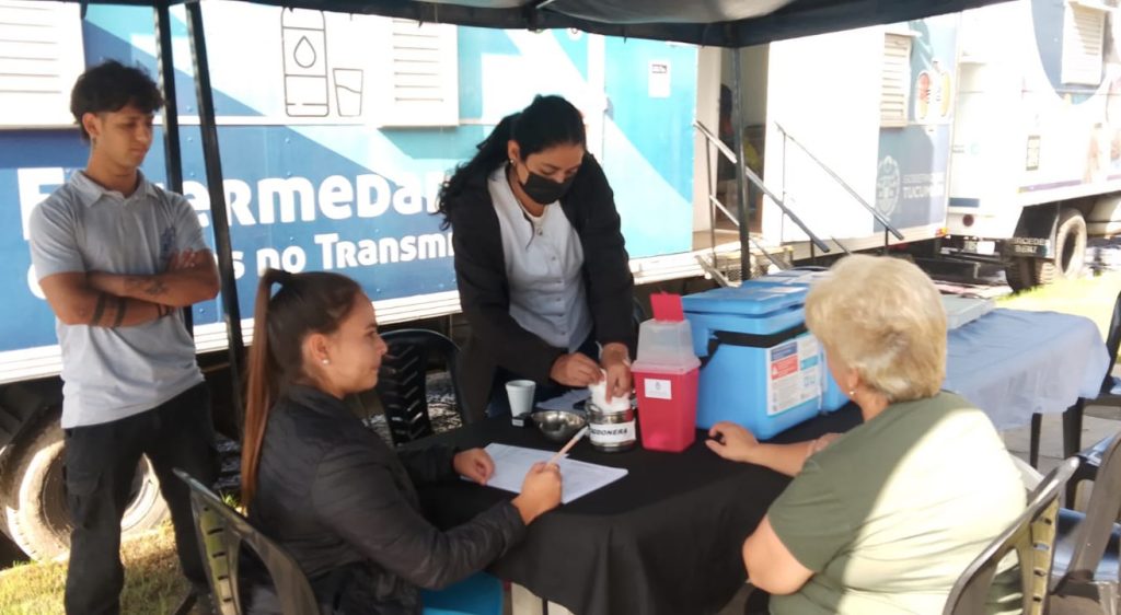 El sistema de salud refuerza la atención en La Madrid con un amplio despliegue territorial