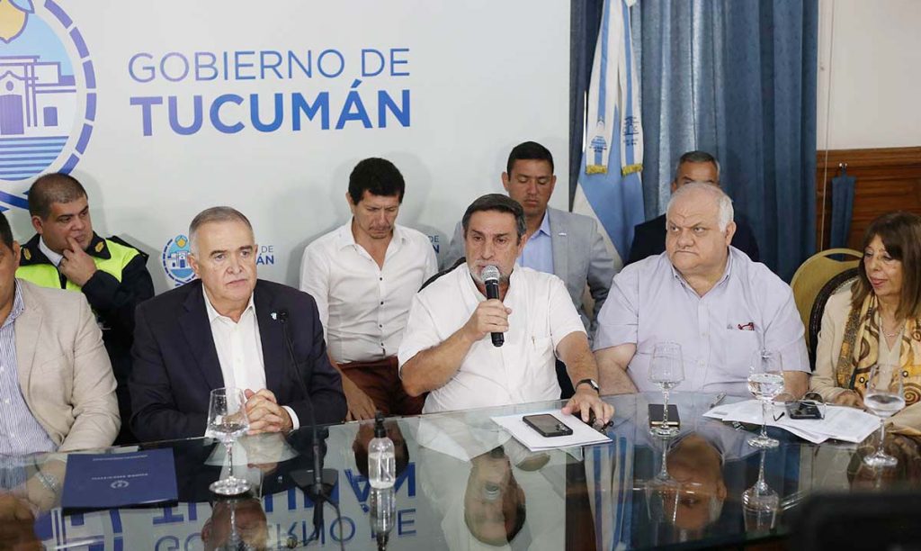 Medina Ruiz resaltó la vocación de servicio del personal de salud en la asistencia a las zonas inundadas