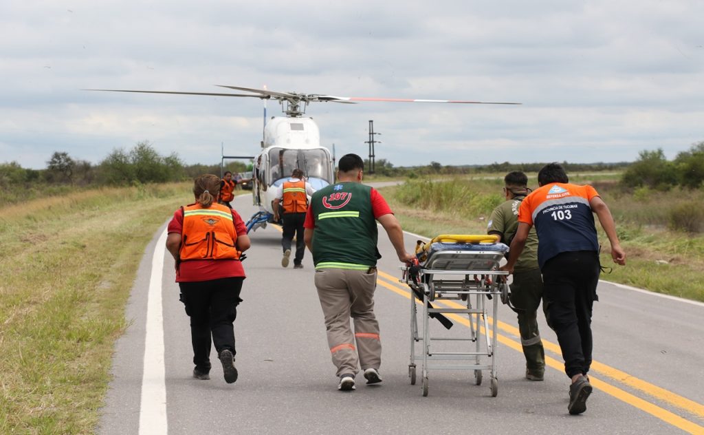 Ya son tres rescates aéreos de pacientes aislados por las inundaciones