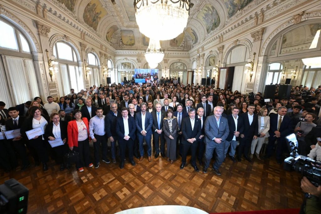 Salud acompañó el lanzamiento de la segunda edición de la Capacitación Docente en Inteligencia Artificial