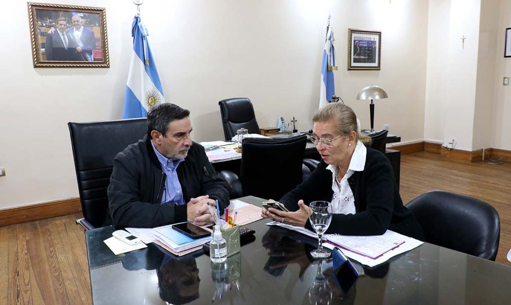 Salud impulsa el fortalecimiento del Hospital del Este con foco en cirugías y en la salud mental