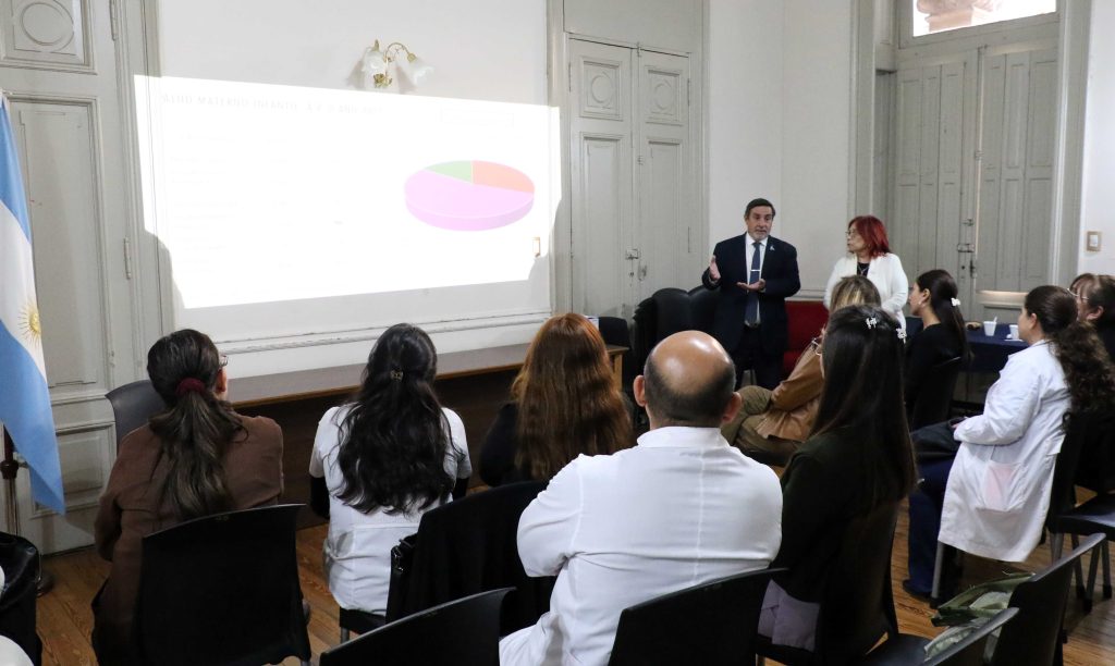 Salud Pública fortalece la red de medicina materno fetal del Área Programática Oeste