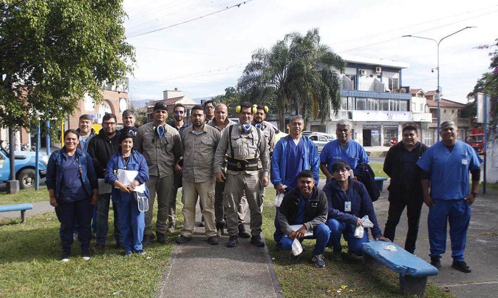 Salud Ambiental desplegó un operativo de bloqueo en Villa Urquiza ante un caso sospechoso de chikungunya
