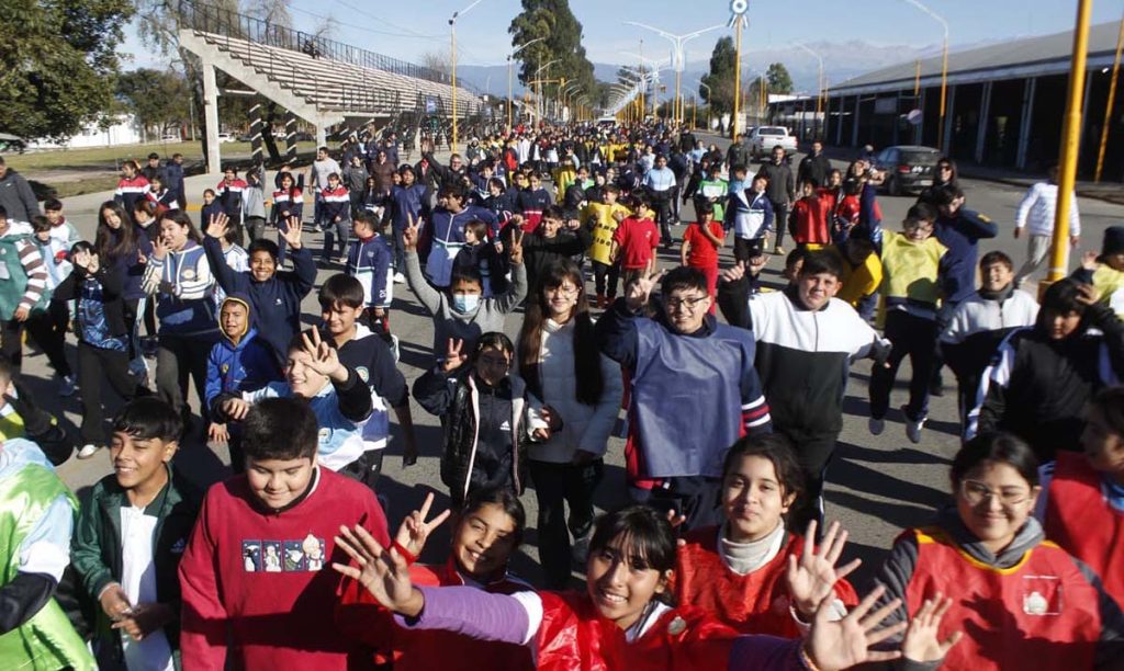 El Ce.T.R.I.A. promovió la prevención de adicciones con una maratón participativa para niños y familias en Aguilares