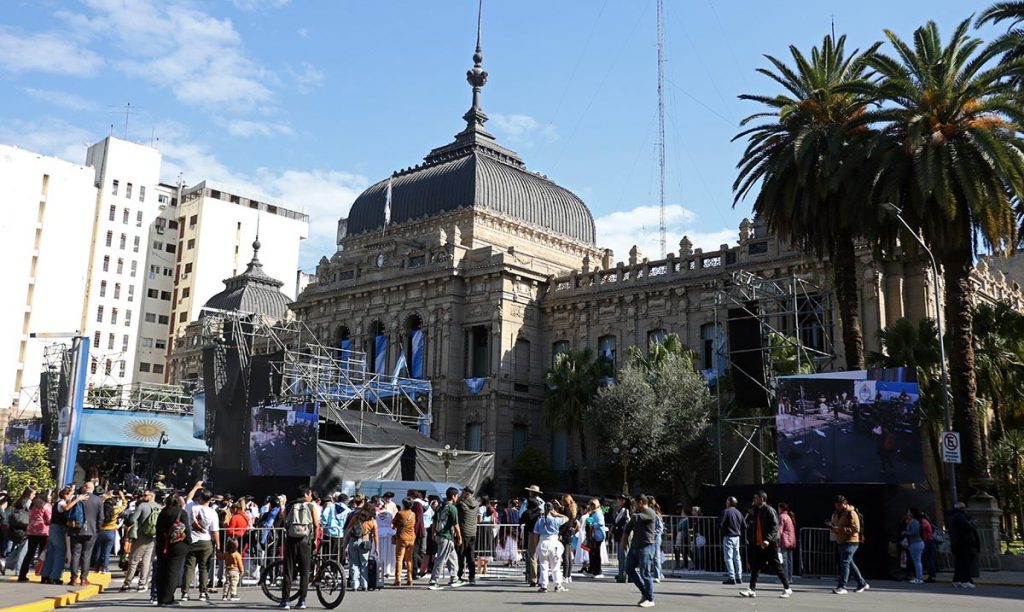 Un amplio dispositivo sanitario acompañará a tucumanos y visitantes durante los festejos patrios