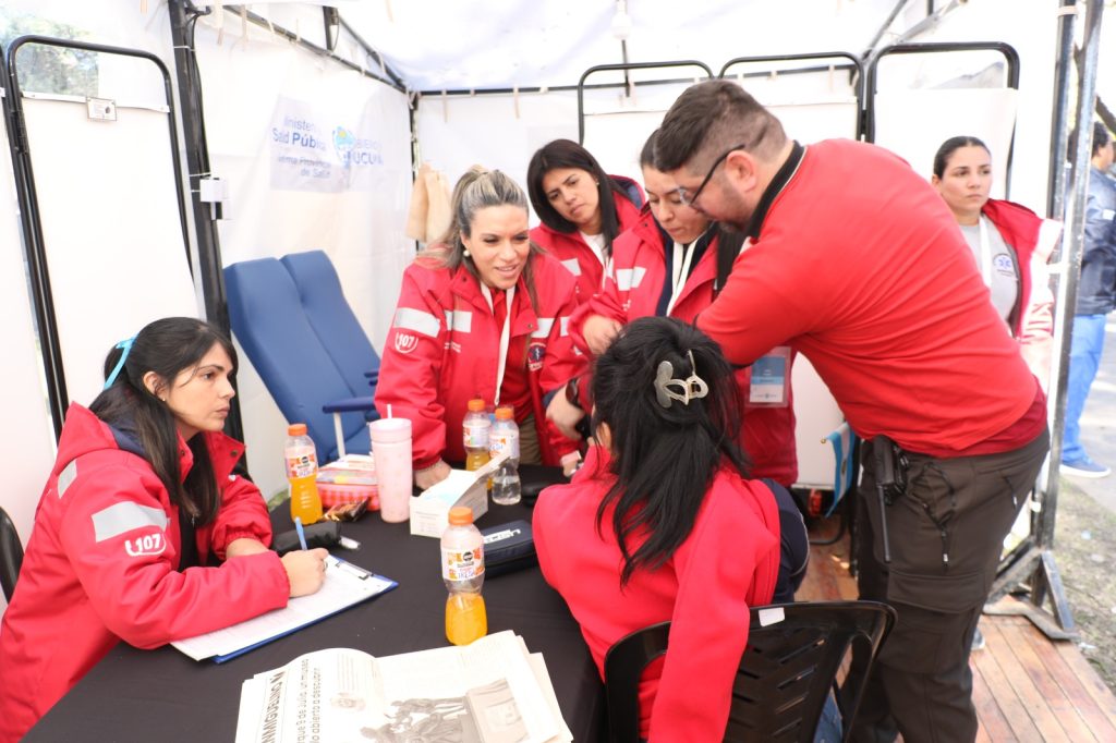 Salud acompañó cada acto patrio con un amplio despliegue sanitario y una destacada labor de sus equipos