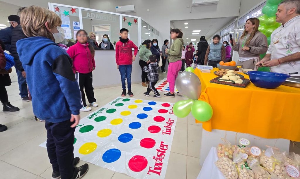 Una jornada recreativa promovió el juego, la actividad física y la alimentación saludable en el Hospital de Lomas de Tafí