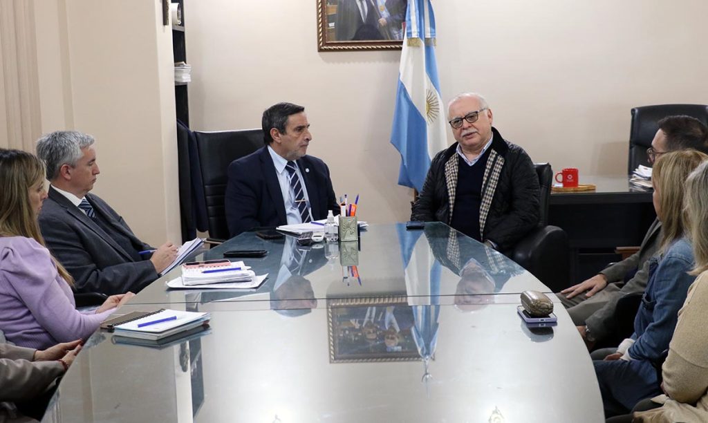 Salud Pública y el Hospital Italiano afianzan una alianza para potenciar la capacitación y la innovación