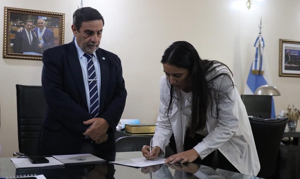 El ministro Luis Medina Ruiz puso en funciones a nuevas autoridades del área de Nutrición del SIPROSA
