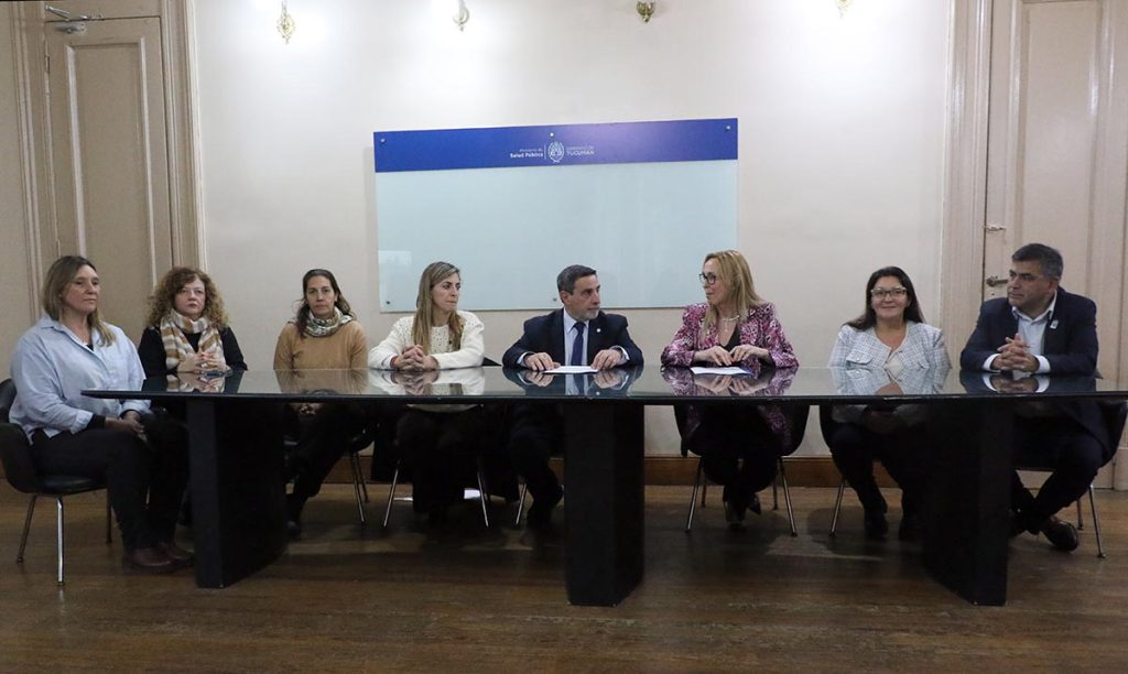 El Ministerio de Salud y la OPS formalizan un acuerdo para avanzar en la eliminación de la transmisión maternoinfantil