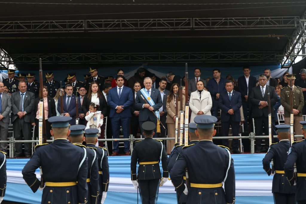 Medina Ruiz acompañó a Jaldo en los festejos por el 216° aniversario del nacimiento de Juan Bautista Alberdi