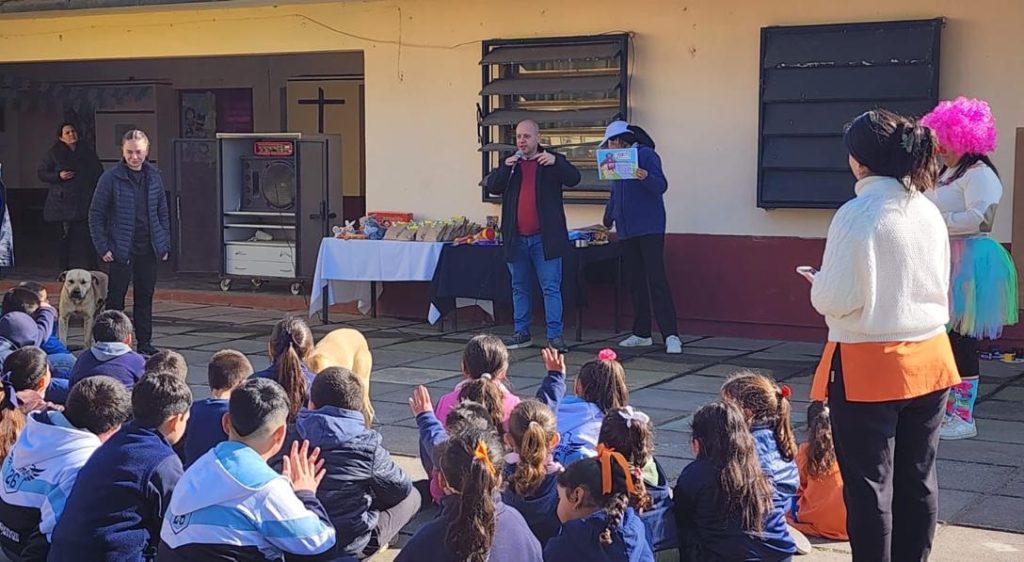 El Hospital de El Bracho promovió una jornada de integración y aprendizaje por el Mes de las Infancias