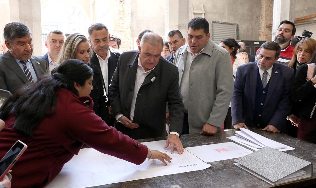 El ministro acompañó al gobernador en las obras para la recuperación de la sede histórica del Registro Civil