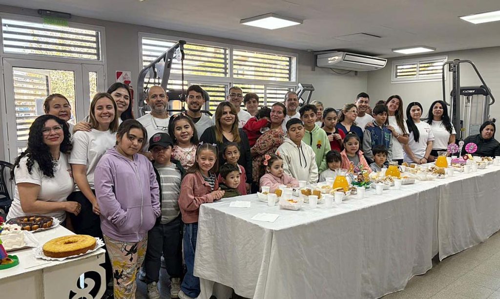 El Hospital Regional de Concepción agasajó a sus pacientes infantiles en una jornada de celebración y encuentro