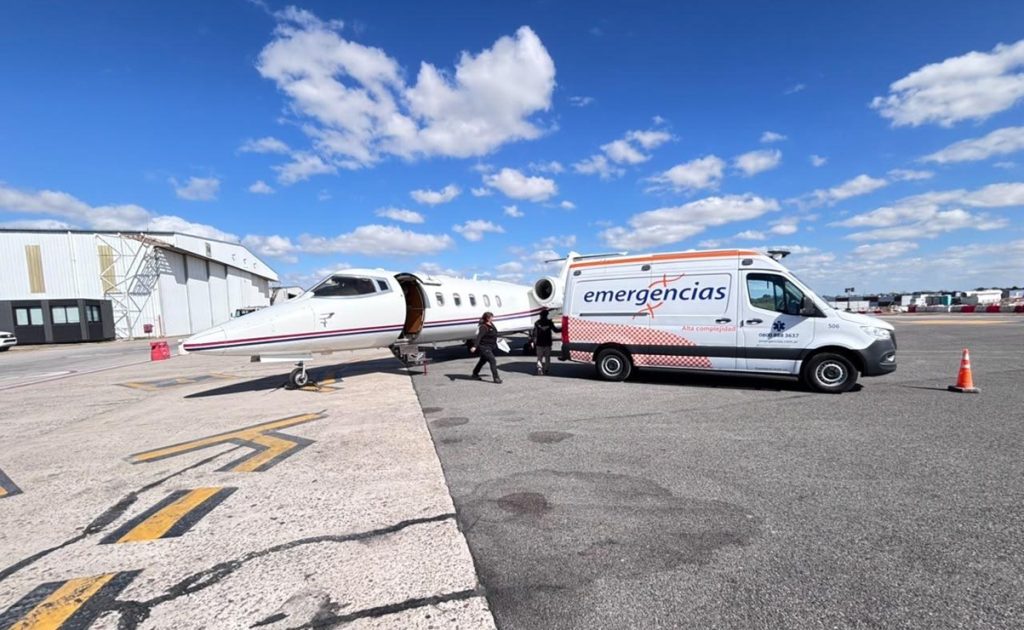 El sistema sanitario concretó un MEDEVAC para la evaluación de una paciente en Buenos Aires
