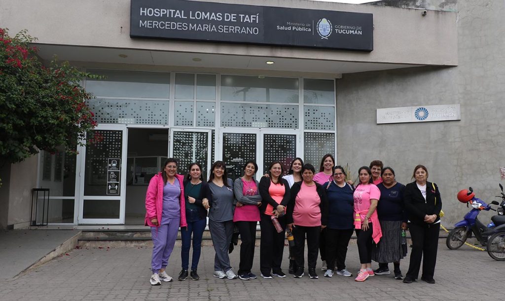 El Hospital de Lomas de Tafí cerró Octubre Rosa con una caminata comunitaria