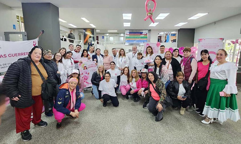 Acto por el Día del Cáncer de Mama en Maternidad