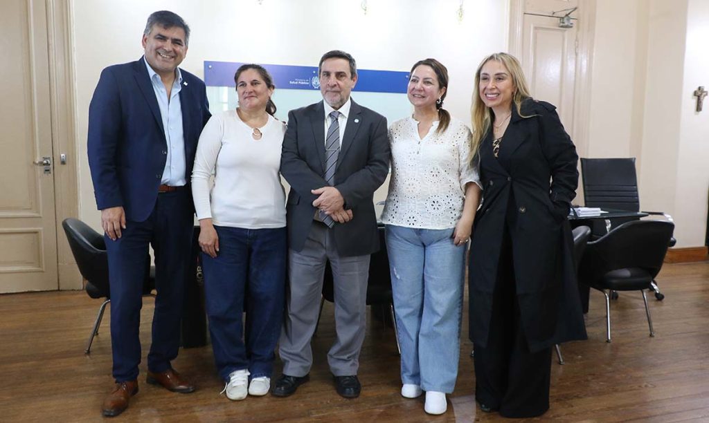 Salud Pública entregó una prótesis a una vecina de Manuela Pedraza para recuperar su movilidad